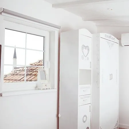 Apartment Romantic